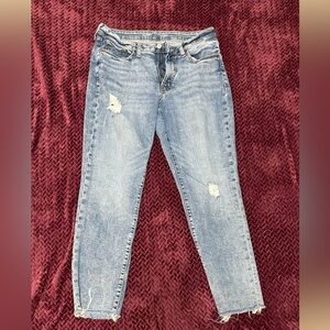Old Navy Women's OG Straight Light Blue Distressed Jeans